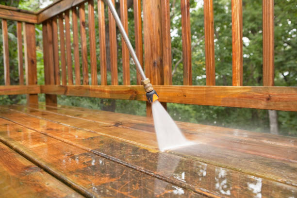 Best Deck Cleaning Services  in Anchorage, KY